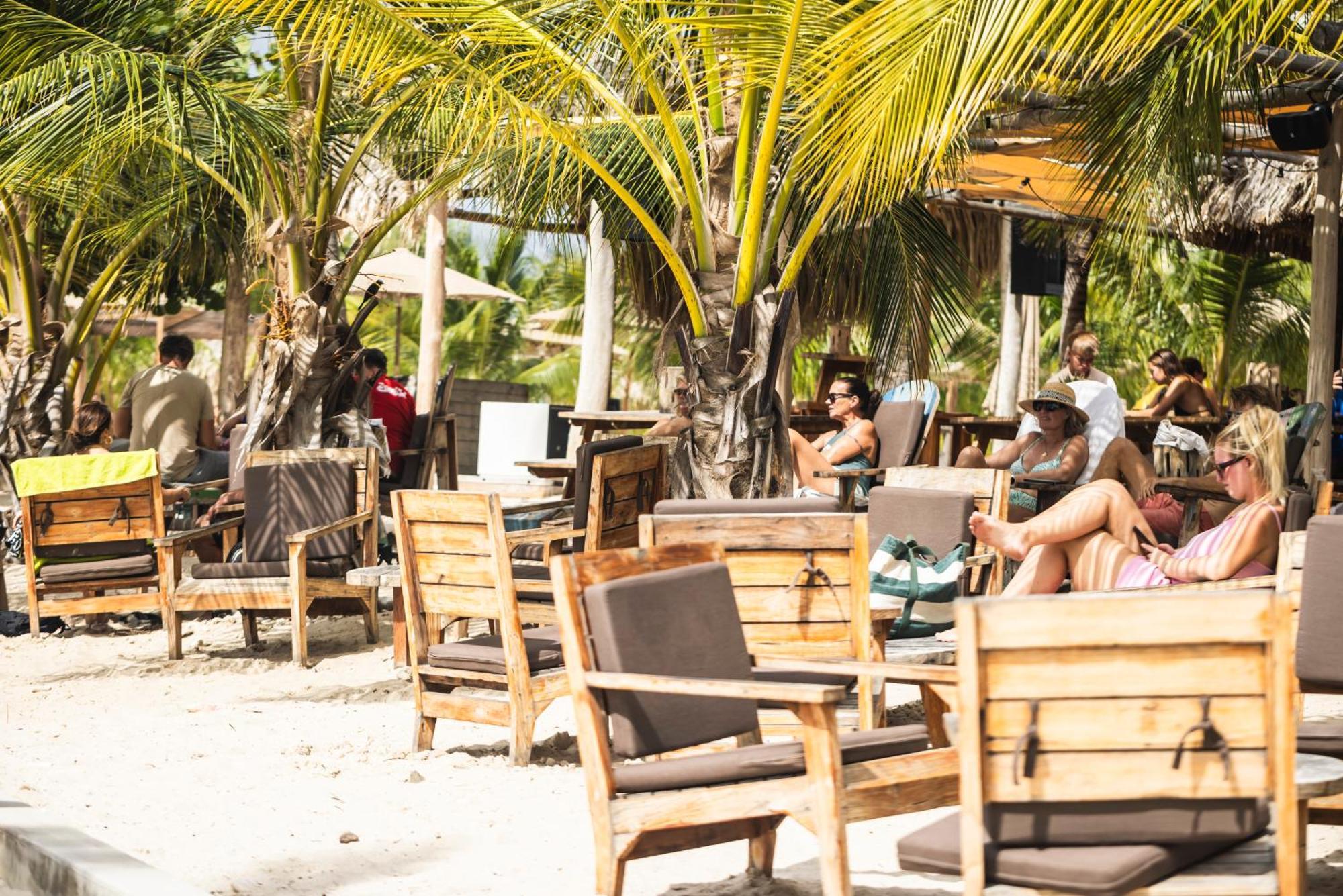 Chogogo Dive & Beach Resort Bonaire Playa Exteriör bild